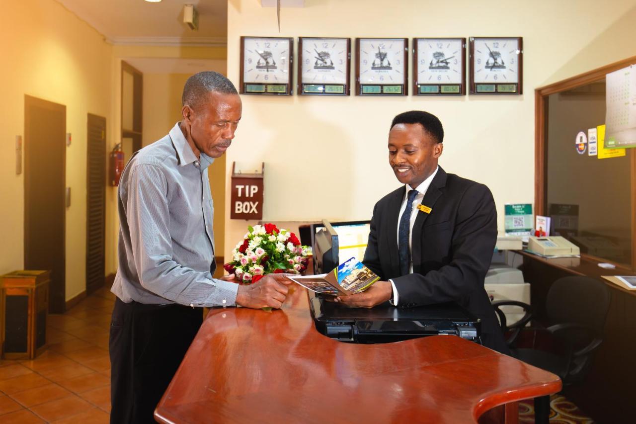 New Safari Hotel Arusha Dış mekan fotoğraf